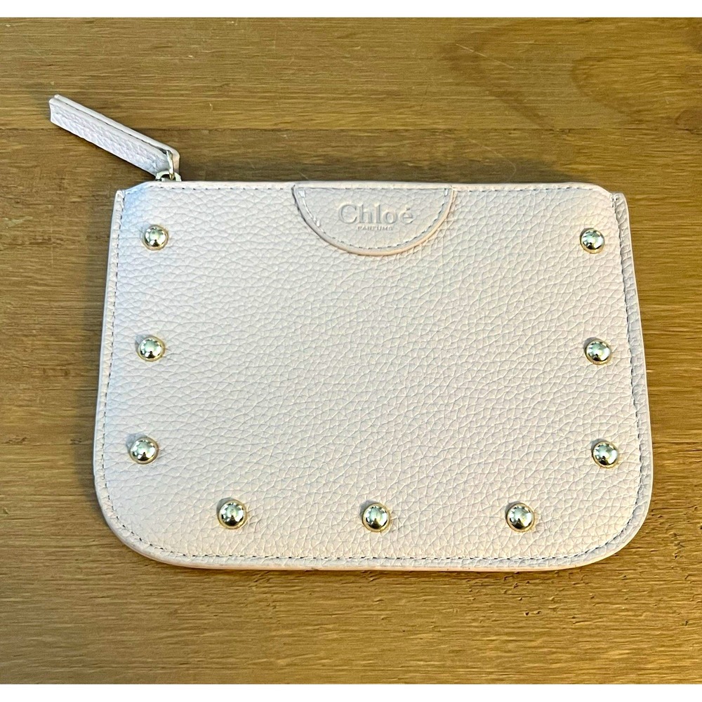 New Chloé Perfums Beige Pebbled Zip Pouch Coin Wallet Cosmetic Bag Gold Studs